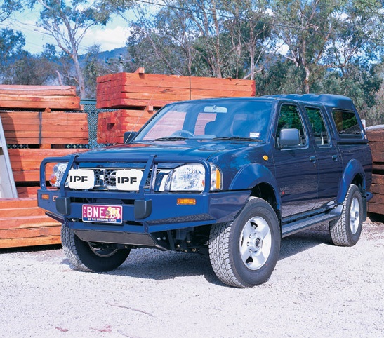 Бампер ARB DeLuxe Nissan Navara D22 1997-2002
